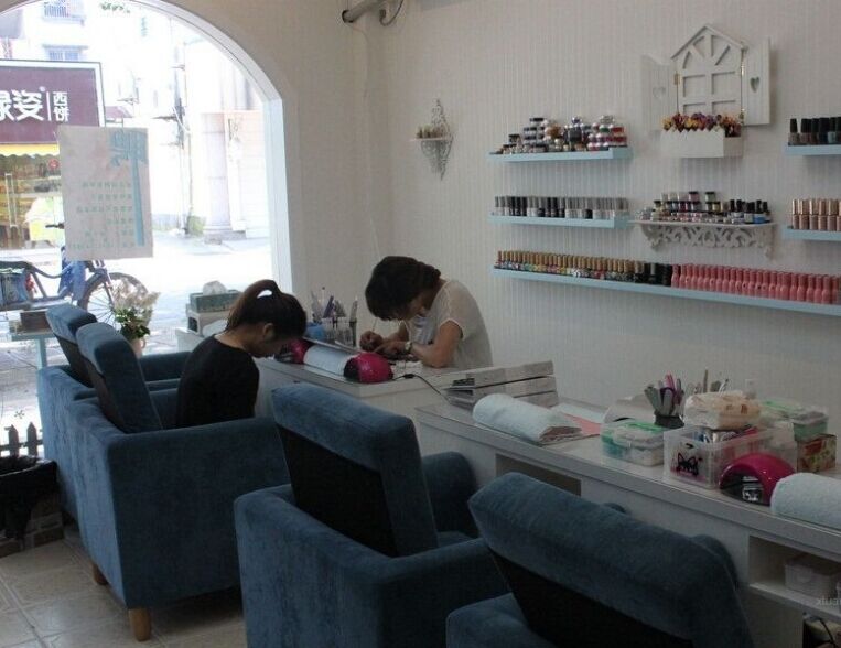 �Ϸ����׵��b��