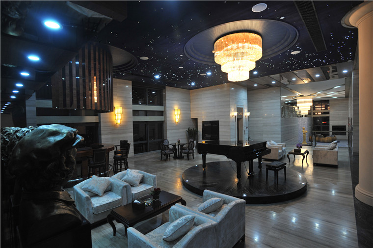 �������b���A(y��)���Ƕ������������b��Ч���D