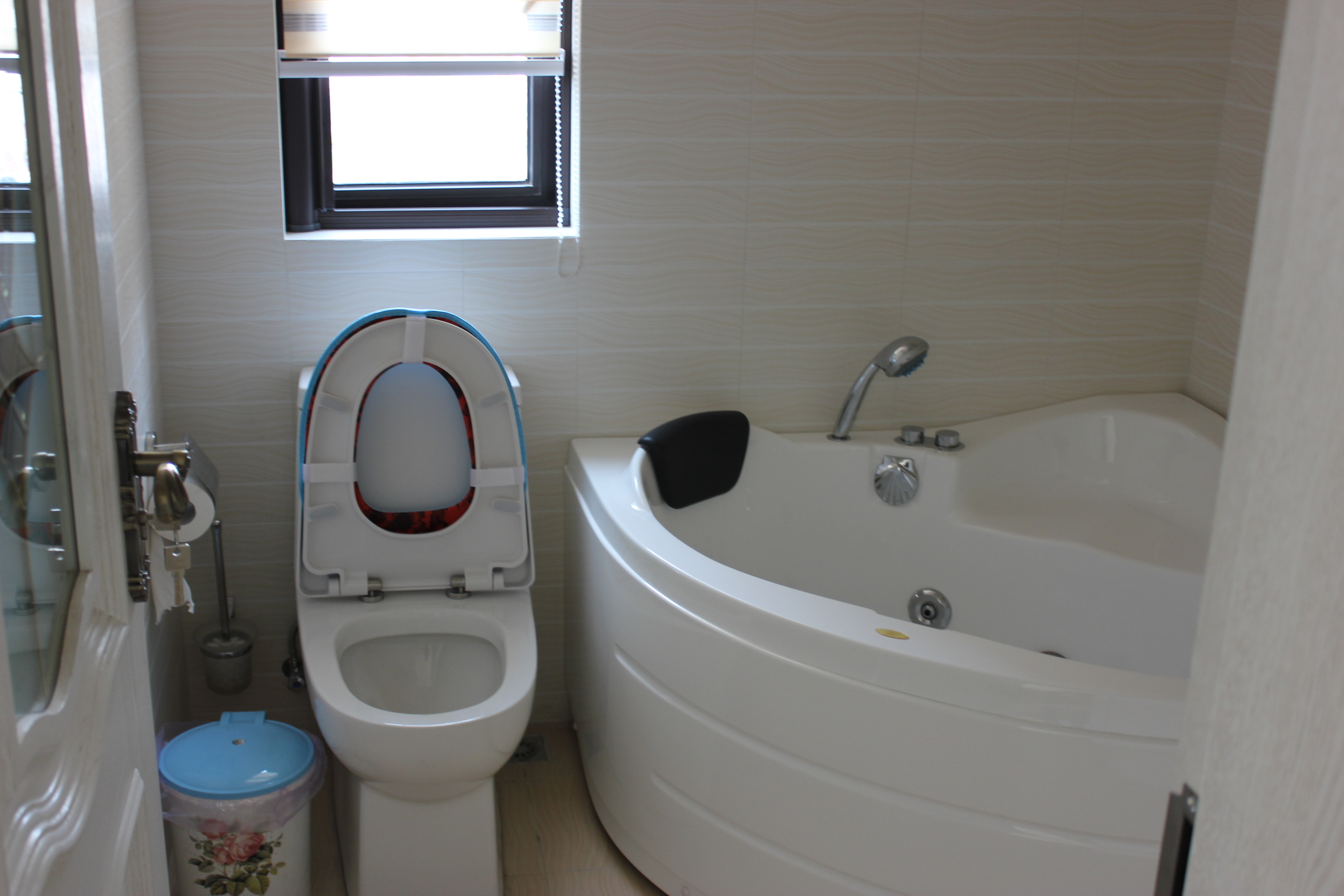 衛(wèi)生間裝修設計