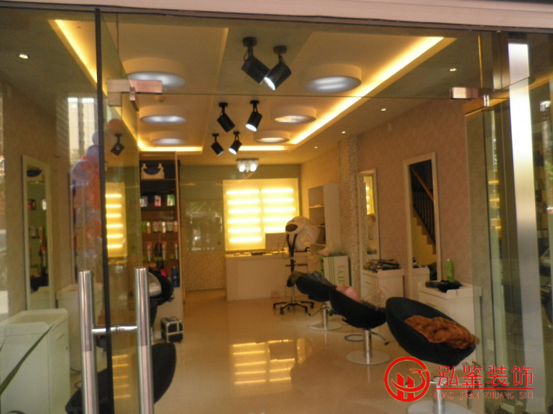 �Ϸ����l(f��)���b�ތ�(sh��)���DƬ ���l(f��)���b�ް���